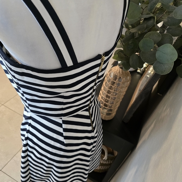Michael Kors Miter Stripe Ponte Fit And Flare Midi Dress Navy And White Size 8 - Picture 4 of 9
